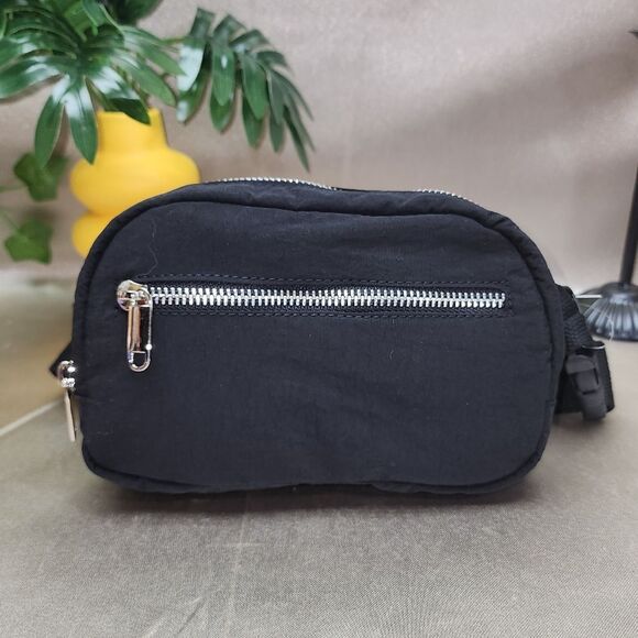 NWT Wild Fable Bum Bag / Fanny Pack - Picture 2 of 15